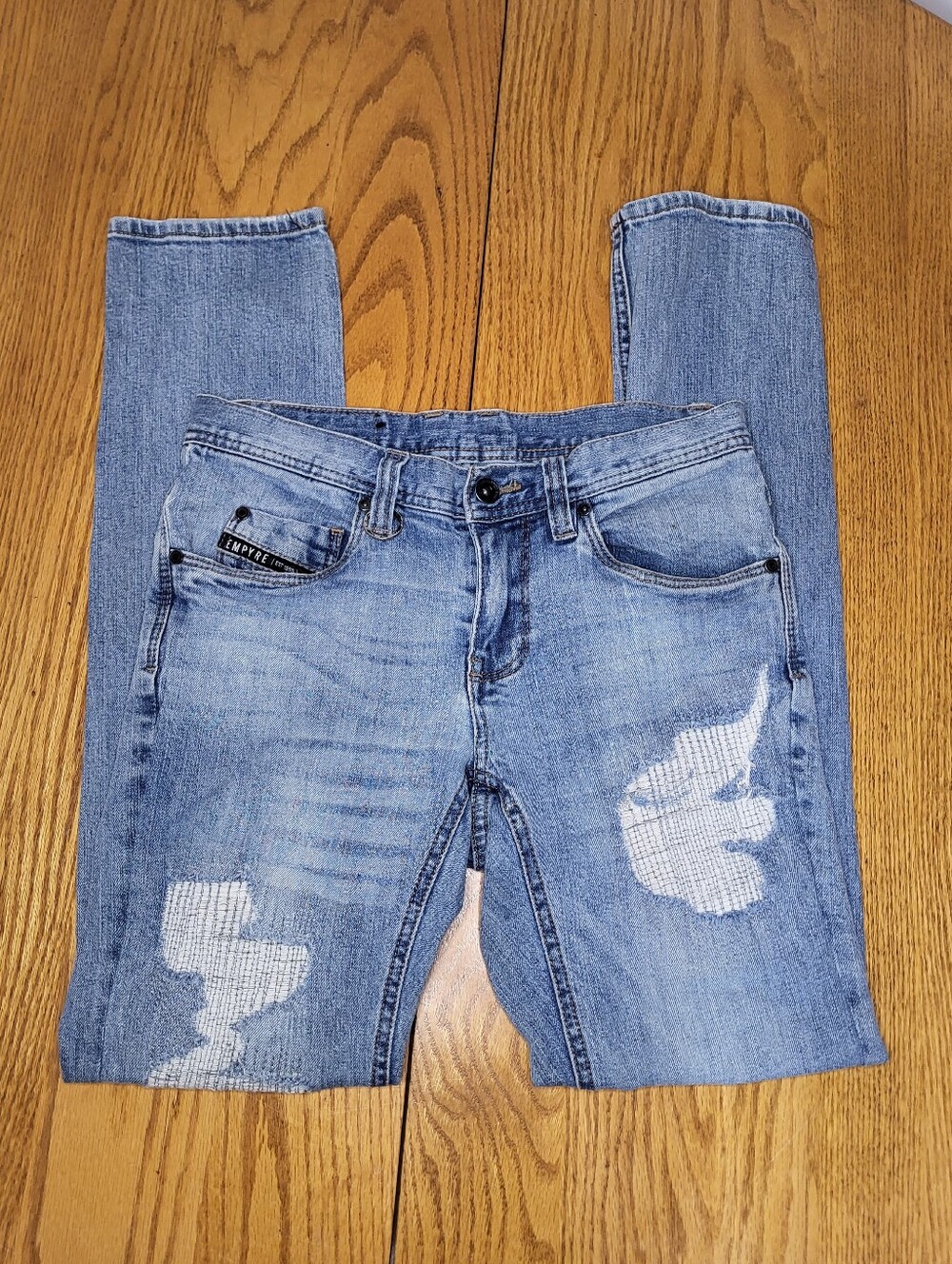 ✨️Empyre Distressed Jeans sz 28